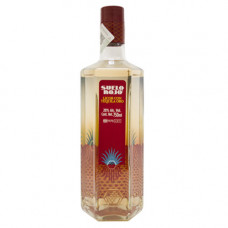 DESTILADO SUELO ROJO ORO JOVEN DE AGAVE 750 ML