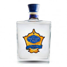 TEQUILA ANTIGUA CRUZ CRISTALINO AÑEJO 750 ML