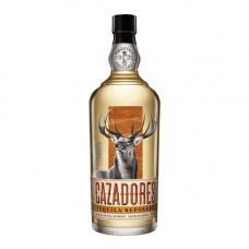 TEQUILA CAZADORES REPOSADO 700 ML